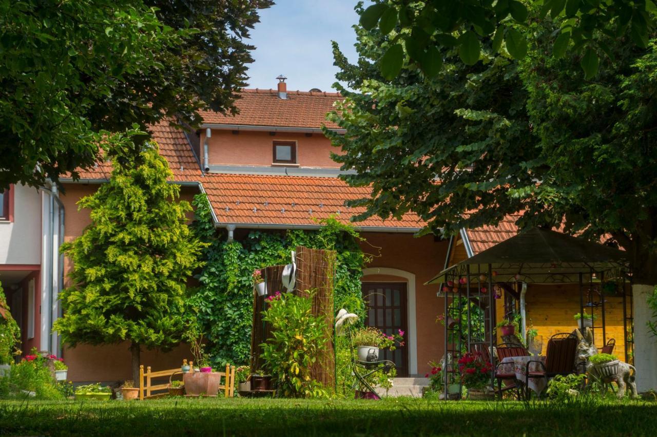 Apartments Suncani Zagreb Exterior foto